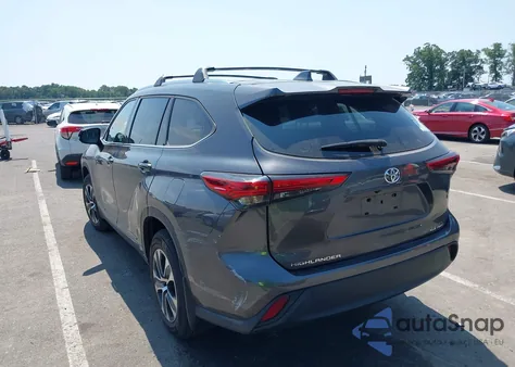 2021 Toyota Highlander Xle from USA, damaged, VIN 5TDGZRBH4MS558710